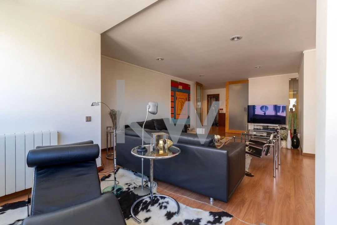 Apartamento T4 para Venda em Beato Foto 4