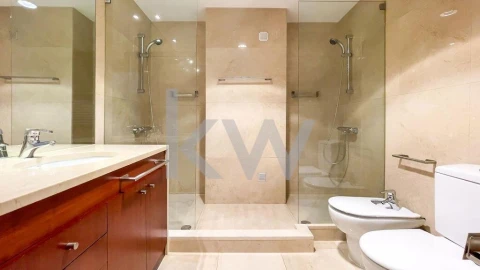Apartamento T4 para Venda em Beato