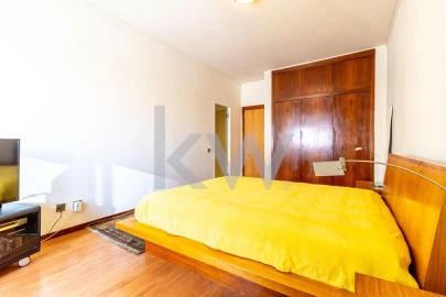 Apartamento T4 para Venda em Beato