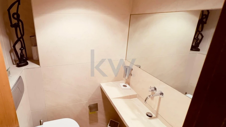 Apartamento T4 para Venda em Beato Foto 24