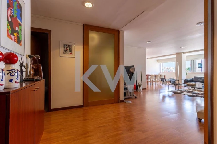 Apartamento T4 para Venda em Beato Foto 27