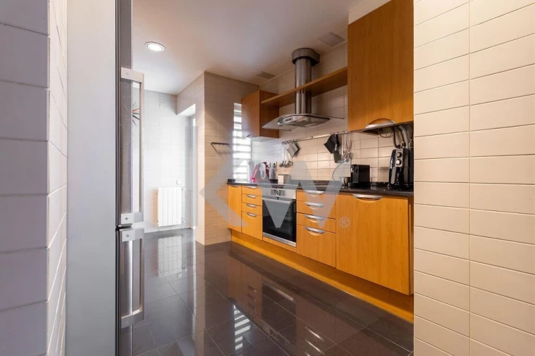 Apartamento T4 para Venda em Beato Foto 8