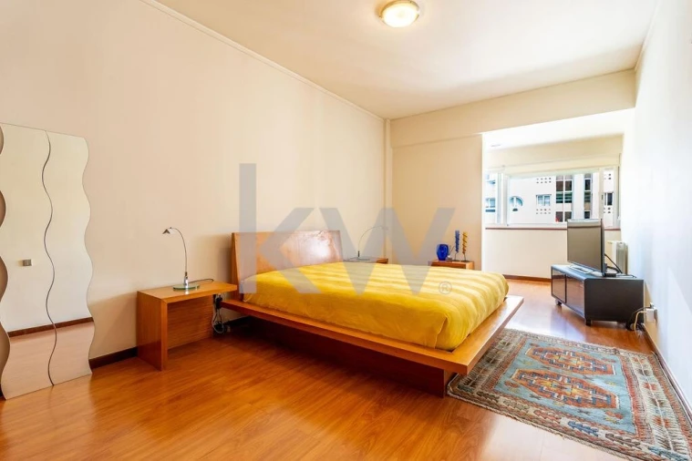 Apartamento T4 para Venda em Beato Foto 12