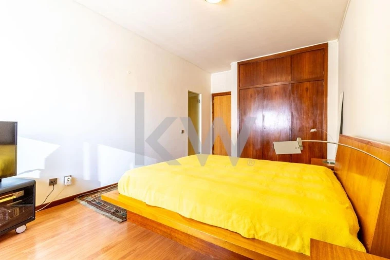 Apartamento T4 para Venda em Beato Foto 14