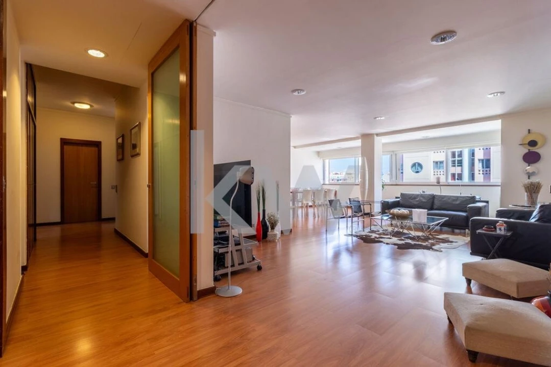 Apartamento T4 para Venda em Beato Foto 26