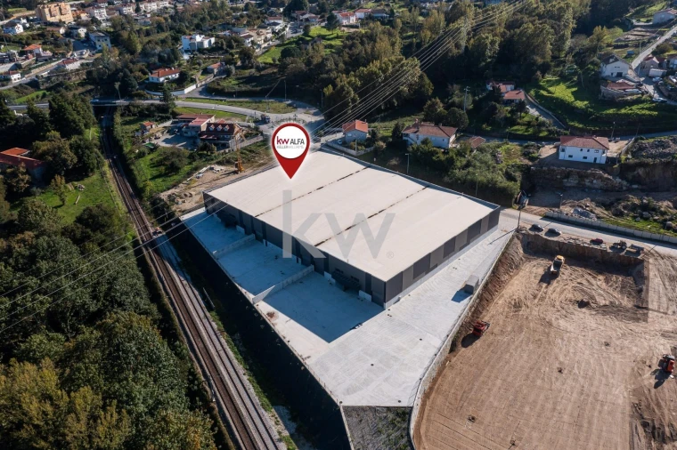 Armazém para Arrendamento em Livração Foto 17