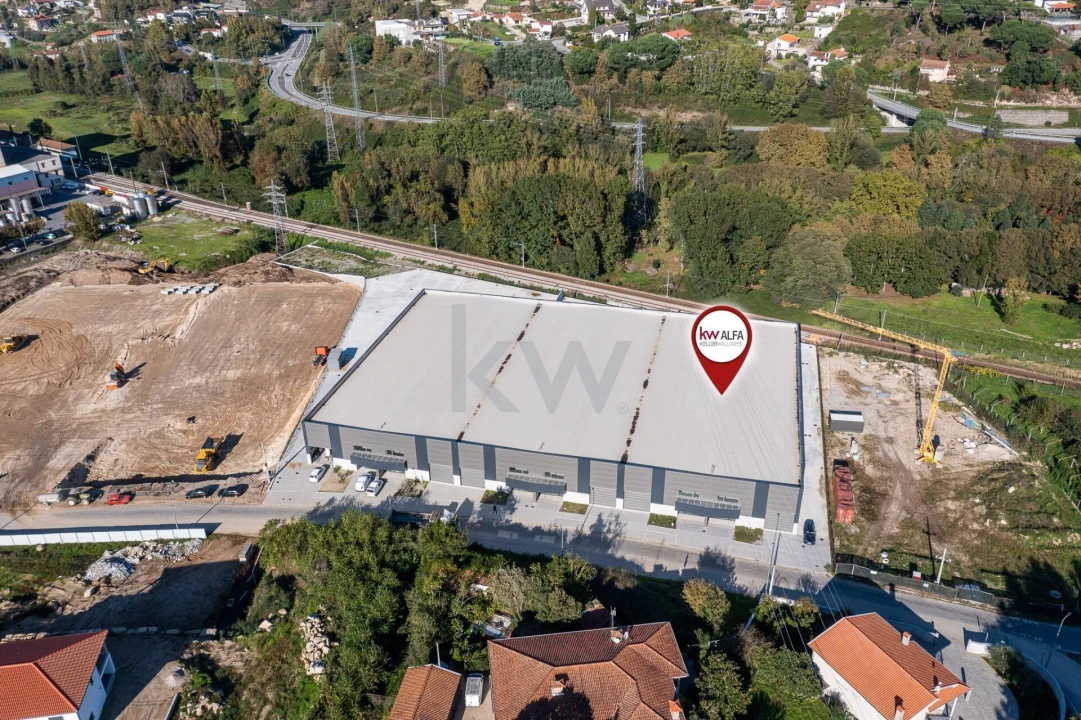 Armazém para Arrendamento em Livração Foto 15