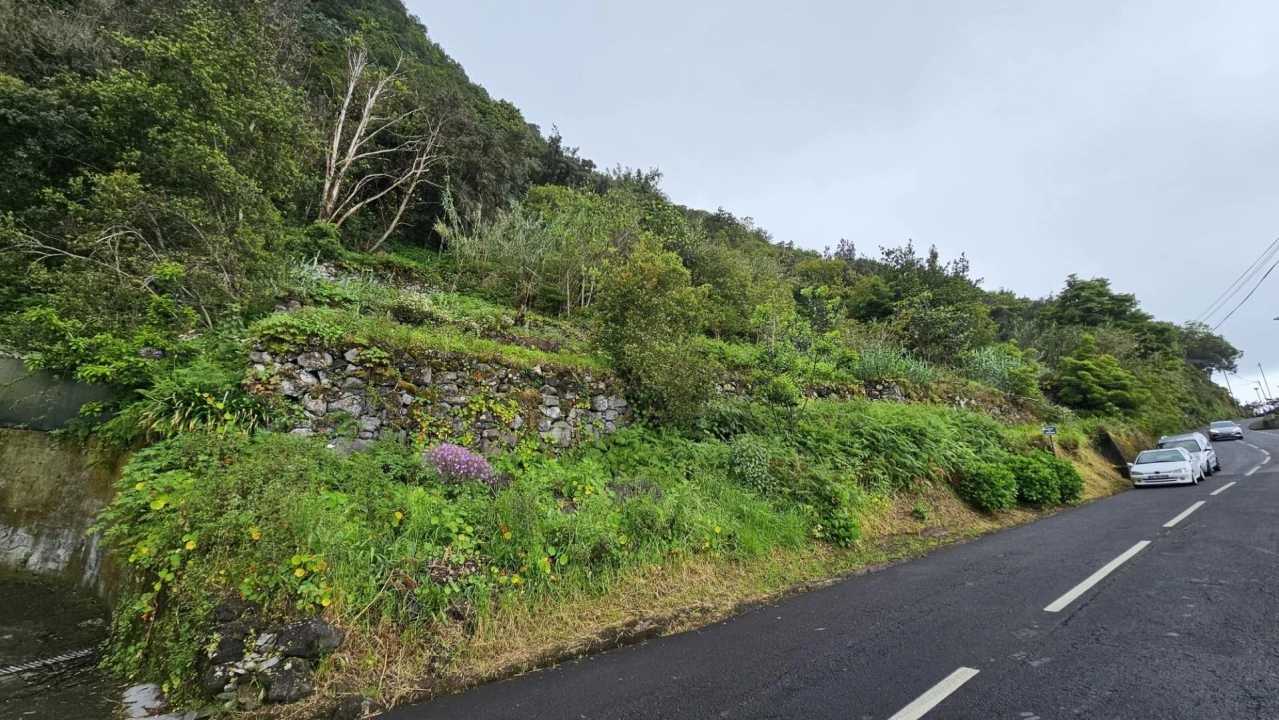Terreno para Venda em Ponta Delgada Foto 6