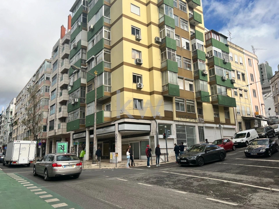 Loja para Arrendamento em Arroios Foto 22