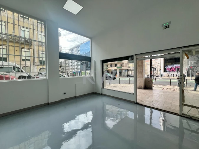 Loja para Arrendamento em Arroios Foto 4