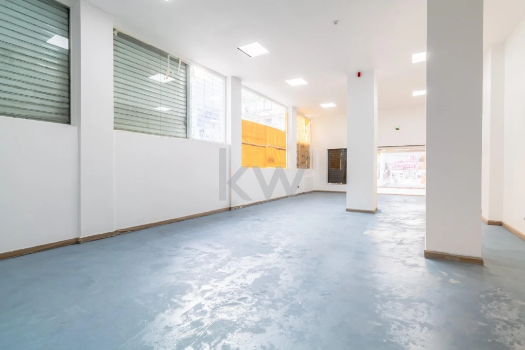 Loja para Arrendamento em Arroios Foto 6