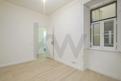 Apartamento T3 para Arrendamento em Avenidas Novas