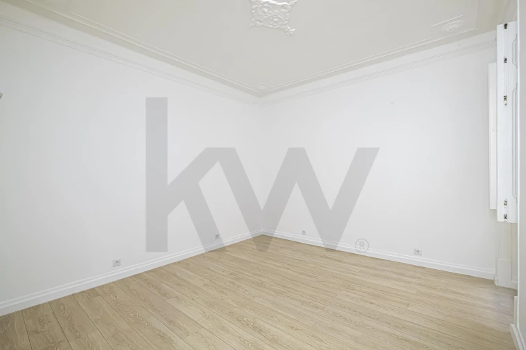 Apartamento T3 para Arrendamento em Avenidas Novas Foto 6