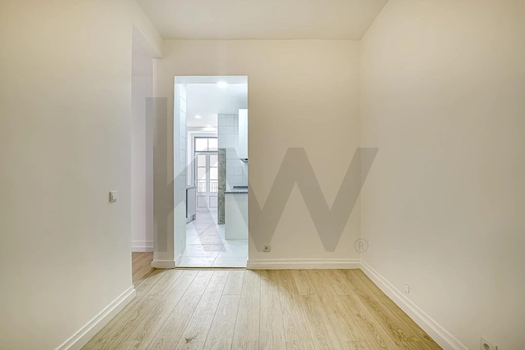 Apartamento T3 para Arrendamento em Avenidas Novas Foto 12