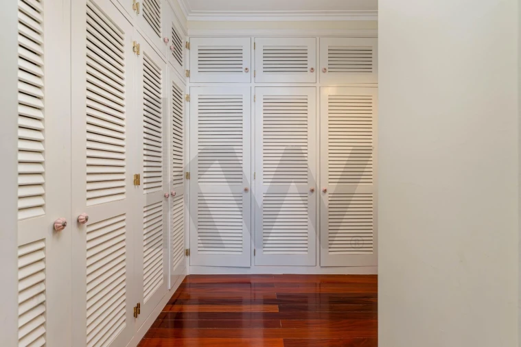 Moradia T4 para Arrendamento em Charneca de Caparica e Sobreda Foto 11