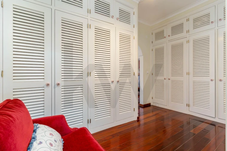 Moradia T4 para Arrendamento em Charneca de Caparica e Sobreda Foto 10