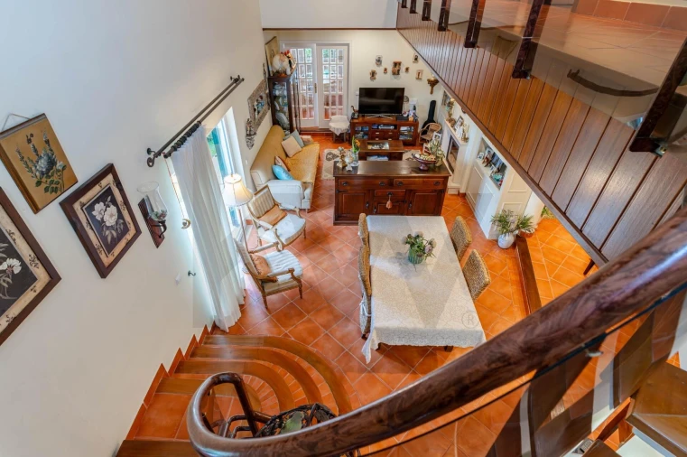 Moradia T4 para Arrendamento em Charneca de Caparica e Sobreda Foto 39