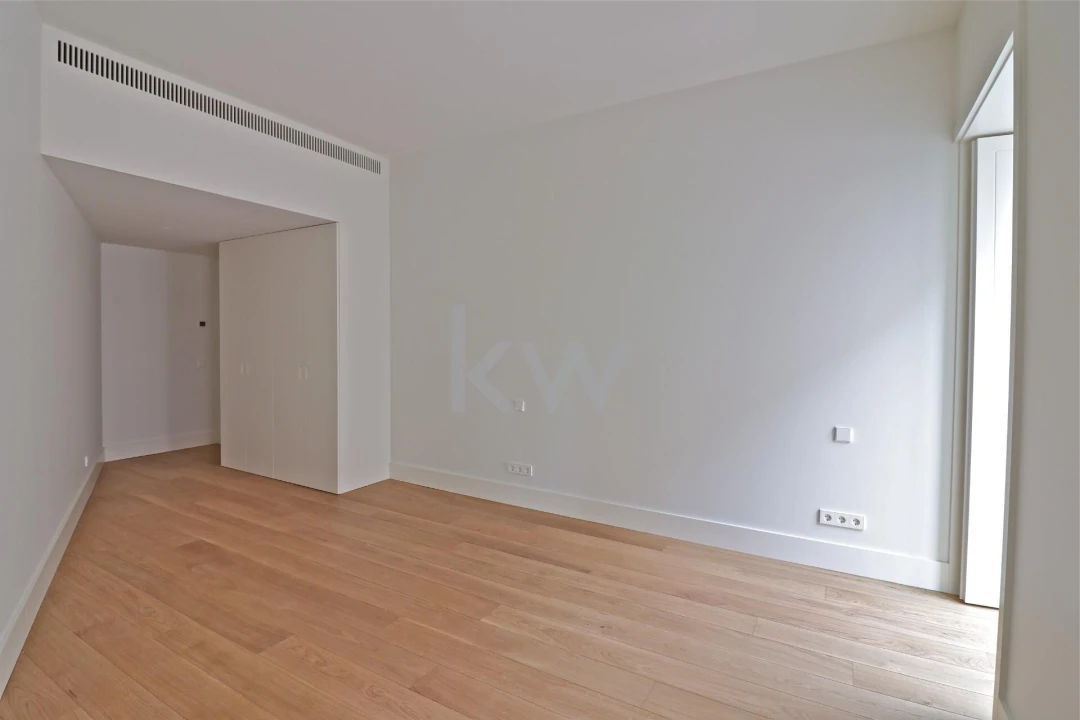 Apartamento T2 para Venda em Santo António Foto 29