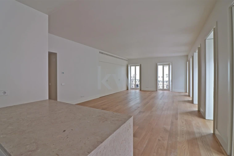 Apartamento T2 para Venda em Santo António Foto 11
