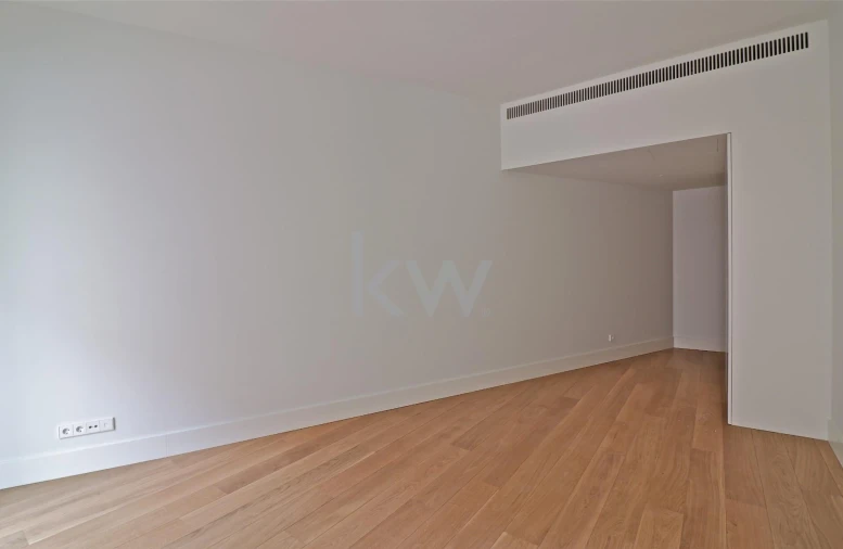 Apartamento T2 para Venda em Santo António Foto 30