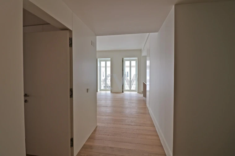 Apartamento T2 para Venda em Santo António Foto 4