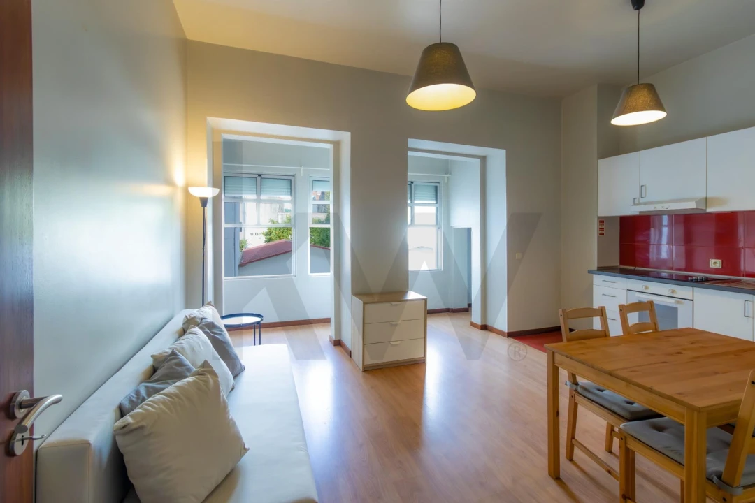 Apartamento T1 para Venda em Cedofeita, Santo Ildefonso, Sé, Miragaia, São Nicolau e Vitória Foto 1