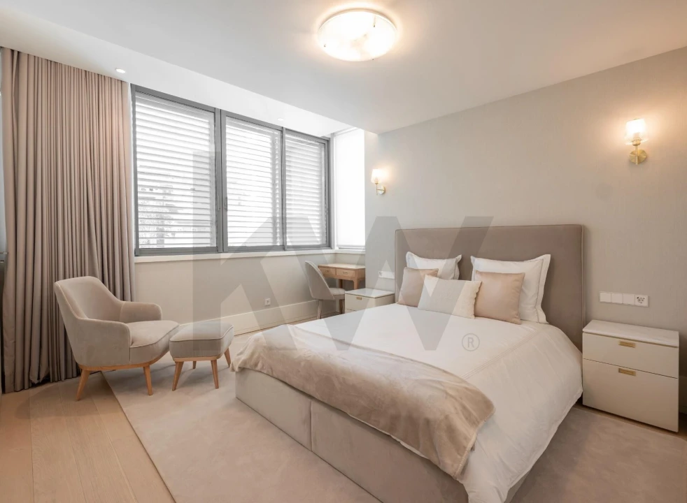 Apartamento T4 para Arrendamento em Estrela Foto 9