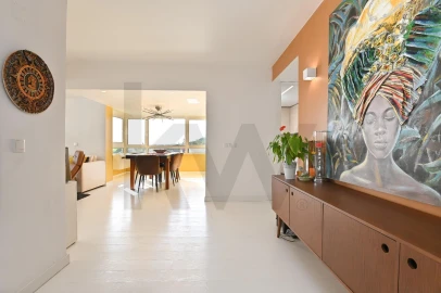 Apartamento T5 para Venda em Oeiras e São Julião da Barra, Paço de Arcos e Caxias