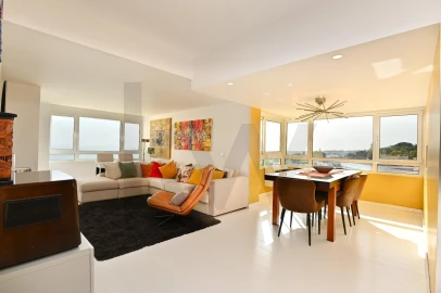 Apartamento T5 para Venda em Oeiras e São Julião da Barra, Paço de Arcos e Caxias