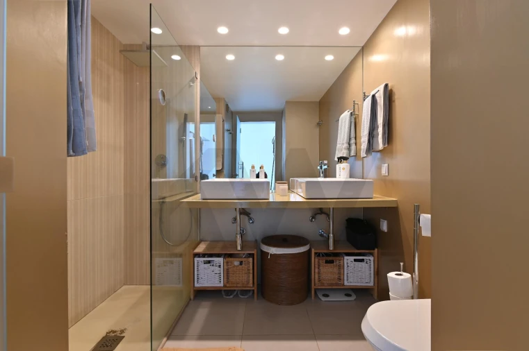 Apartamento T5 para Venda em Oeiras e São Julião da Barra, Paço de Arcos e Caxias Foto 19