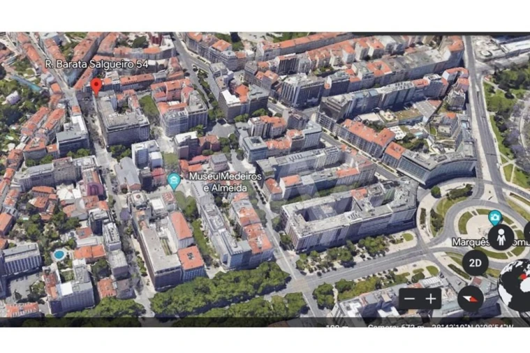 Garagem para Venda em Santo António Foto 7