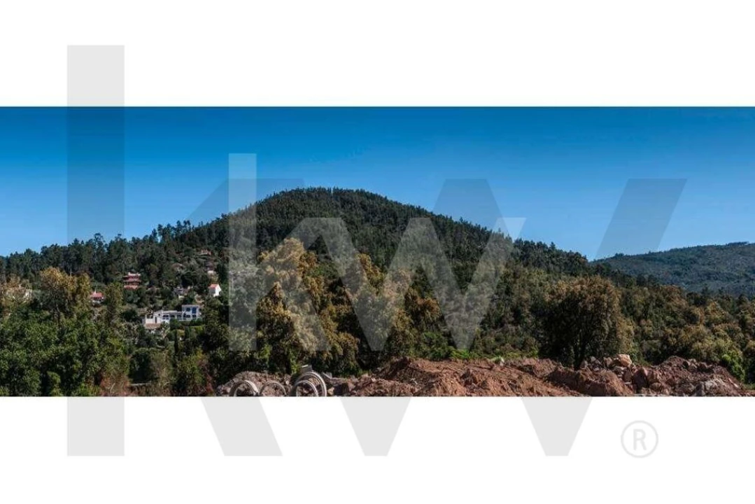 Terreno para Venda em Monchique Foto 5