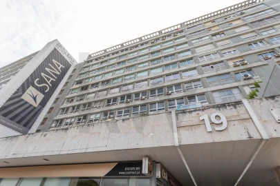 Escritório para Arrendamento em Santo António