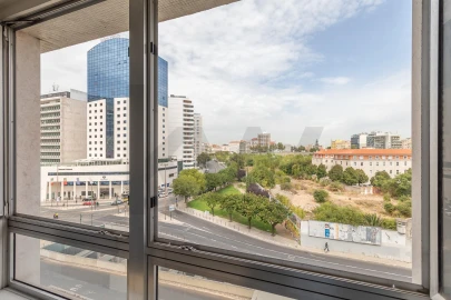 Escritório para Arrendamento em Santo António