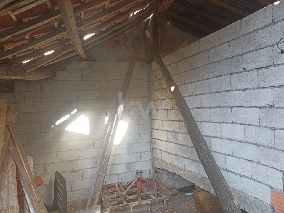 Moradia T3 para Venda em Mões Foto 24