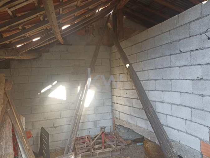 Moradia T3 para Venda em Mões Foto 24