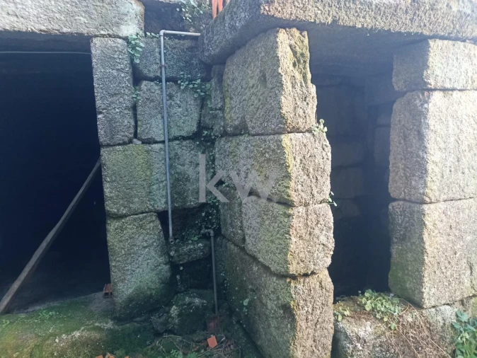 Moradia T3 para Venda em Mões Foto 5