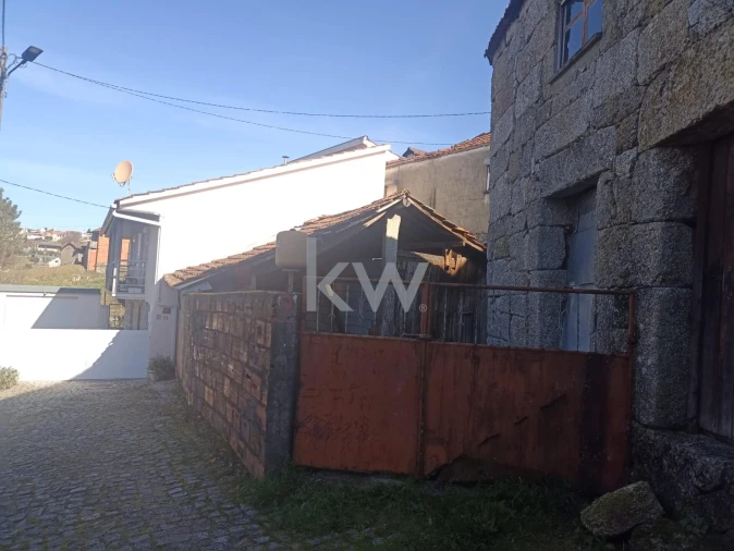 Moradia T3 para Venda em Mões Foto 8