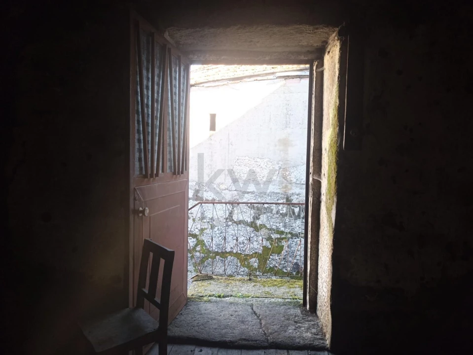 Moradia T3 para Venda em Mões Foto 15