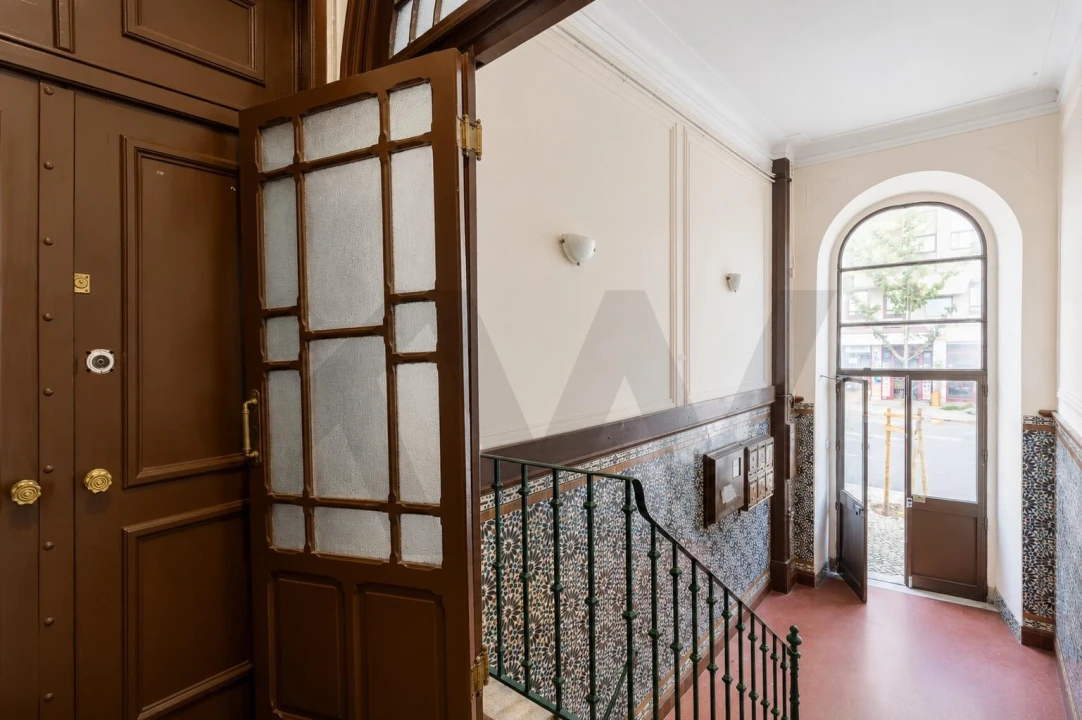 Apartamento T6 para Venda em Santo António Foto 17