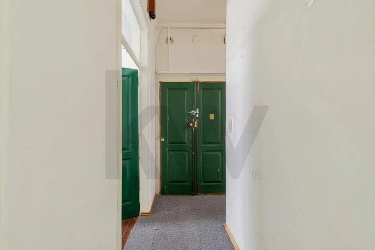 Apartamento T6 para Venda em Santo António Foto 3