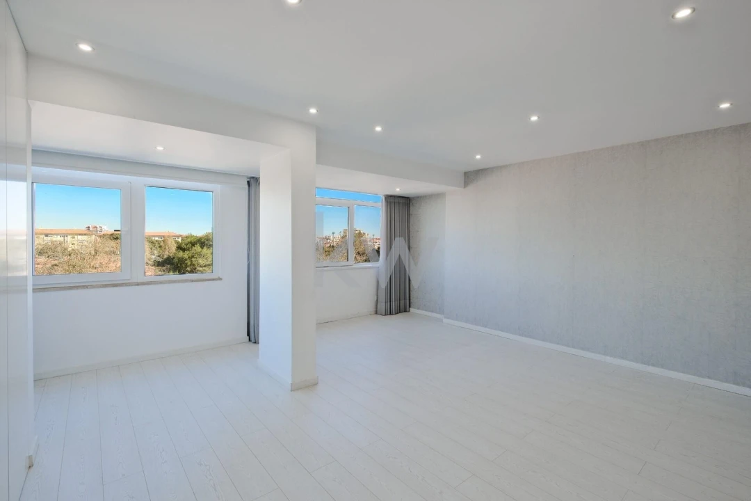 Apartamento T4 para Venda em Cascais e Estoril Foto 11