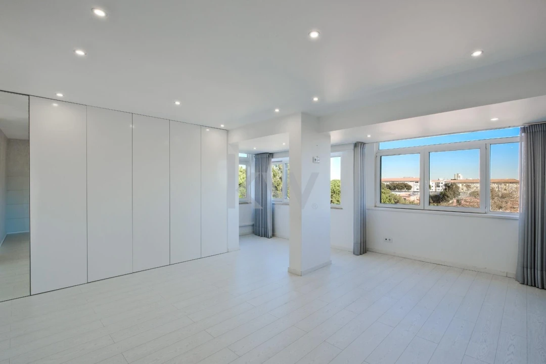 Apartamento T4 para Venda em Cascais e Estoril Foto 9