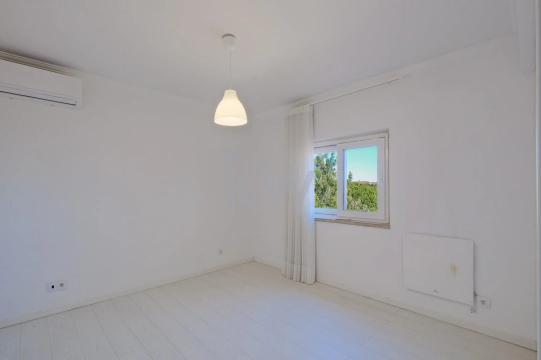Apartamento T4 para Venda em Cascais e Estoril Foto 3