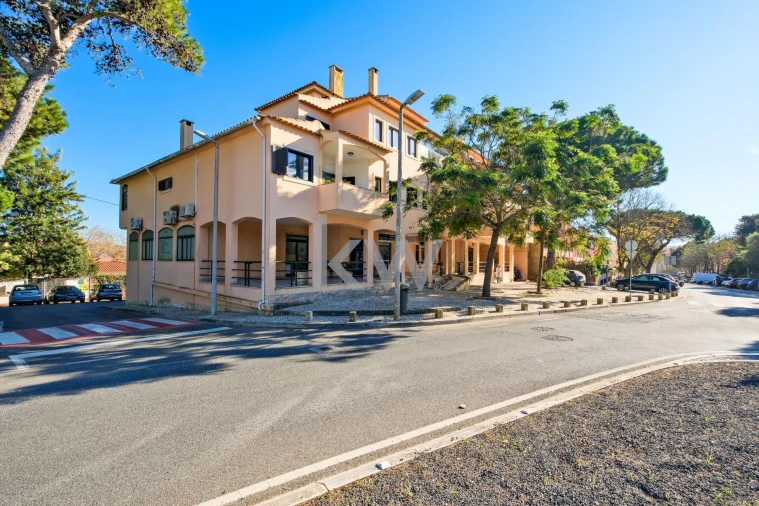Apartamento T4 para Venda em Cascais e Estoril Foto 48