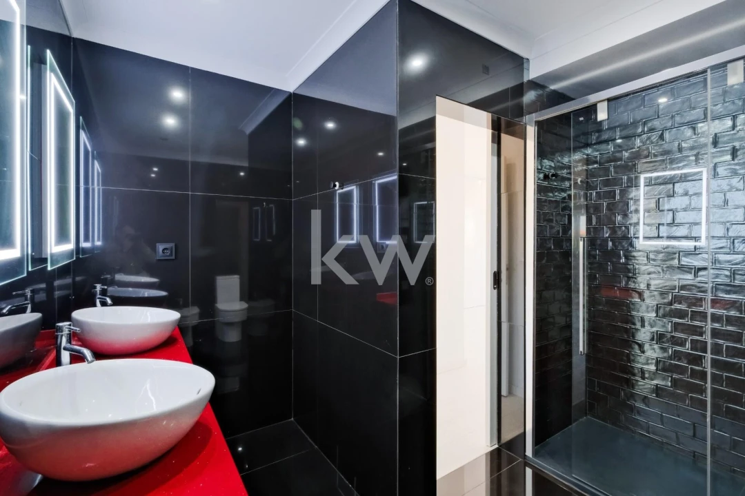 Apartamento T4 para Venda em Cascais e Estoril Foto 18