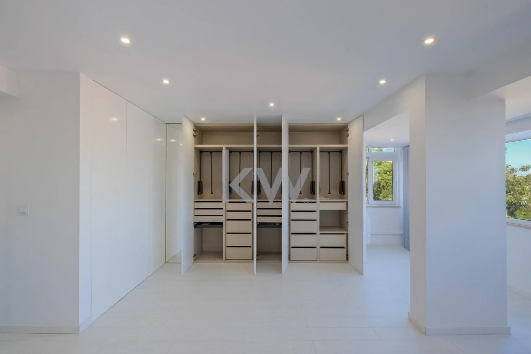 Apartamento T4 para Venda em Cascais e Estoril Foto 16