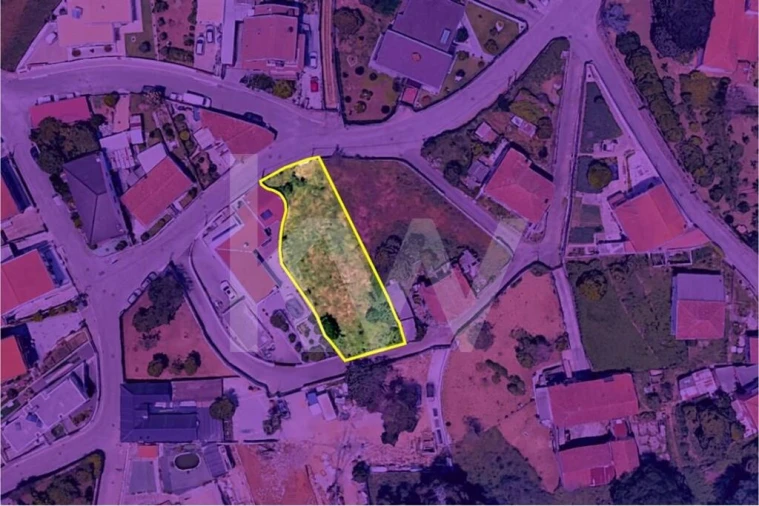 Terreno para Venda em Avintes Foto 1