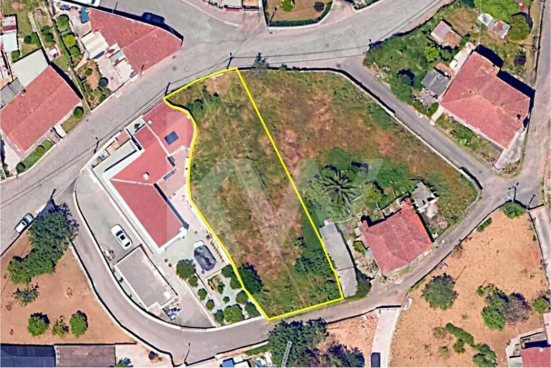 Terreno para Venda em Avintes Foto 2