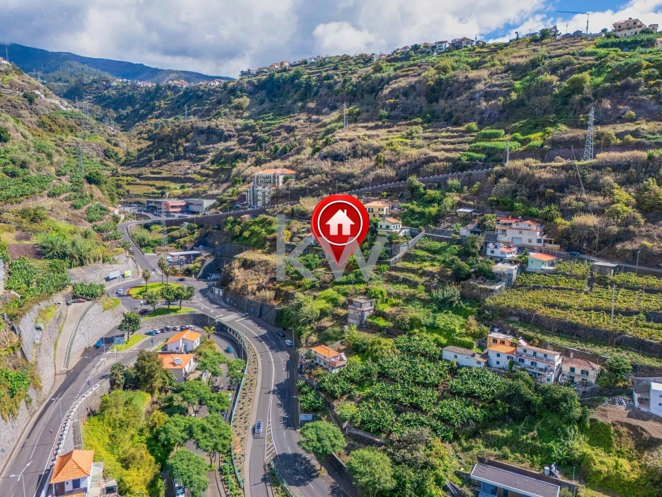Terreno para Venda em Arco da Calheta Foto 3